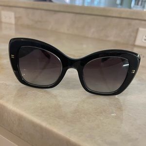 Krewe- Felicity Sunglasses, black, good condition